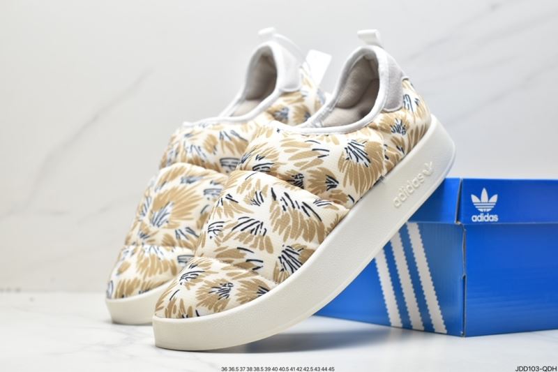 Adidas Sneakers